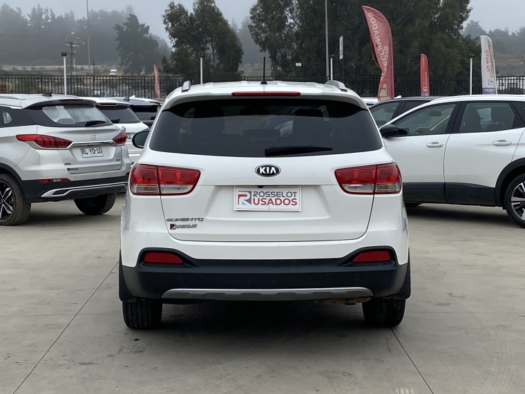 Kia Sorento Sorento Ex 2.4 2017 Usado en Rosselot Usados