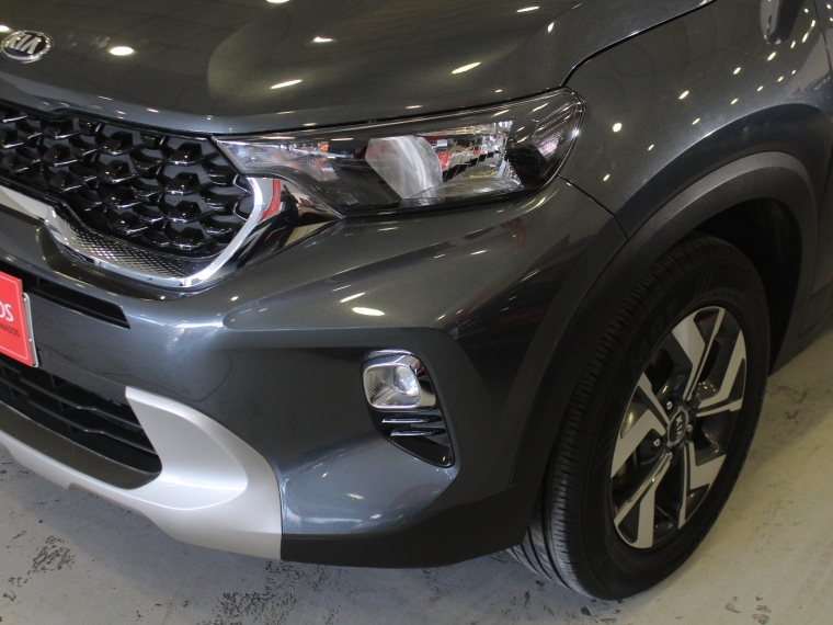 Kia Sonet Sonet Ex 1.5l 6mt 4x2 - 2110 2022 Usado en Rosselot Usados