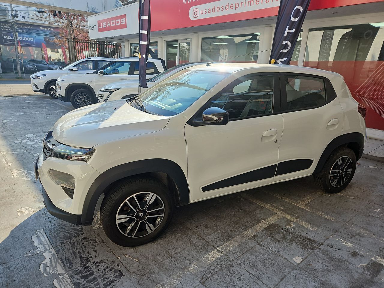 Renault Kwid Kwid Hb Mt 1.0 2024 Usado en Usados de Primera - Sergio Escobar