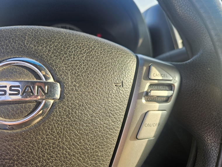 Nissan Versa 1.6 Sense Mt 2015 Usado  Usado en Kovacs Usados