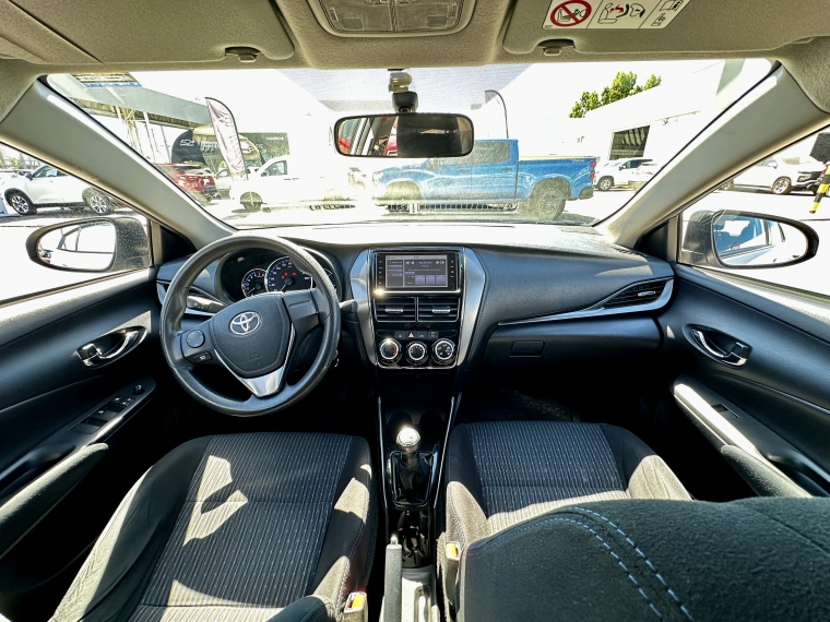 Toyota Yaris 1.5 Sedan Gli E Mt 2022 Usado  Usado en Kovacs Usados