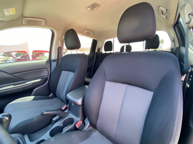 Mitsubishi L200 L200 D/c 2.4 Katana Cr 4x2 2021 Usado en Rosselot Usados