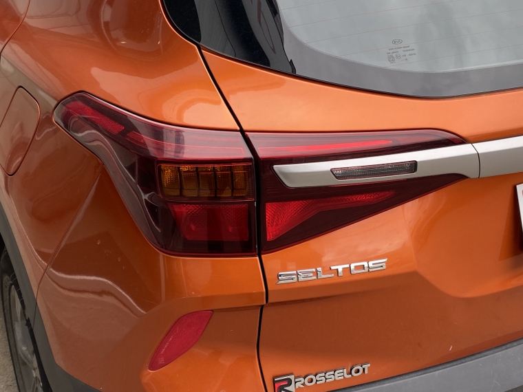 Kia Seltos Seltos Mpi 6mt 1.6 2022 Usado en Rosselot Usados