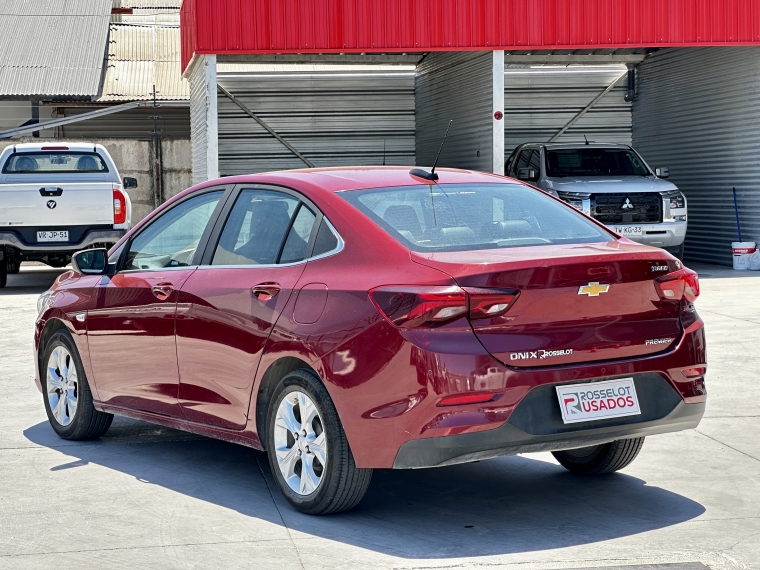 Chevrolet Onix sedan Onix Ii Pr Hb 1.0 At 2022 Usado en Rosselot Usados