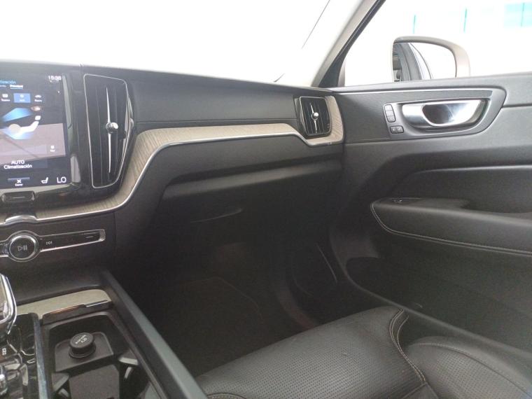 Volvo Xc60 2.0 T8 Inscription Hybrid 4x4 At 5p 2022 Usado  Usado en Webautos.cl
