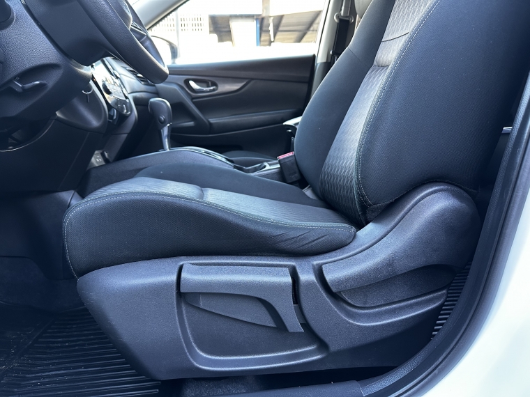 Nissan X-trail 2.5 Sense At 2021 Usado  Usado en Kovacs Usados