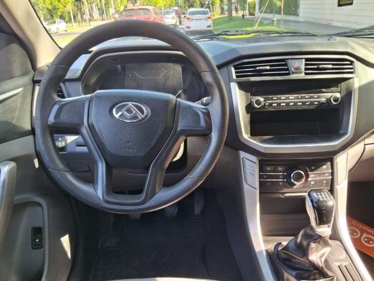 Maxus T60 Dcab 4x2 2.8 Mt 2022 Usado en GT Autos Maxus T60 Dcab 4x2 2.8 Mt 2022 Usado en GT Autos