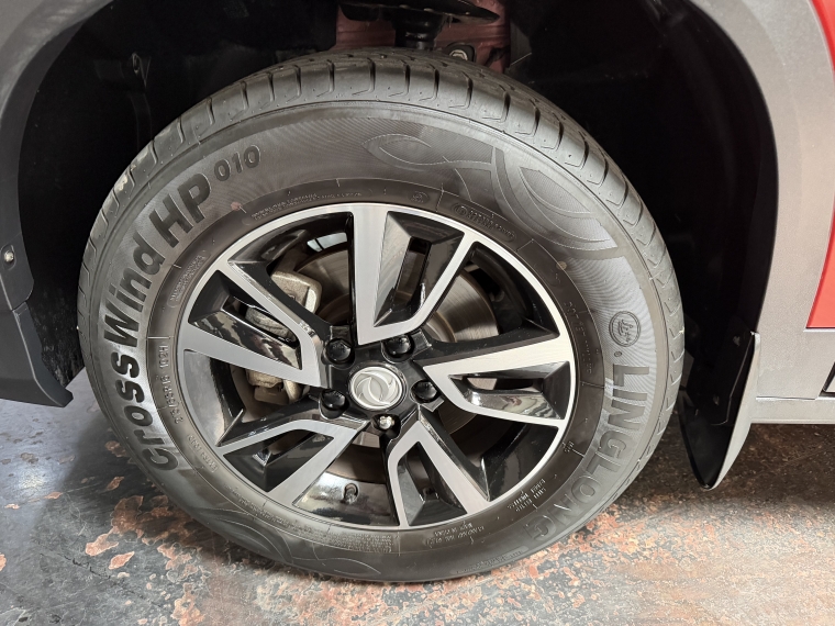 Dfm Sx5 Joyear Luxury 1.6l 5mt  Ac 2023  Usado en Grass & Arueste