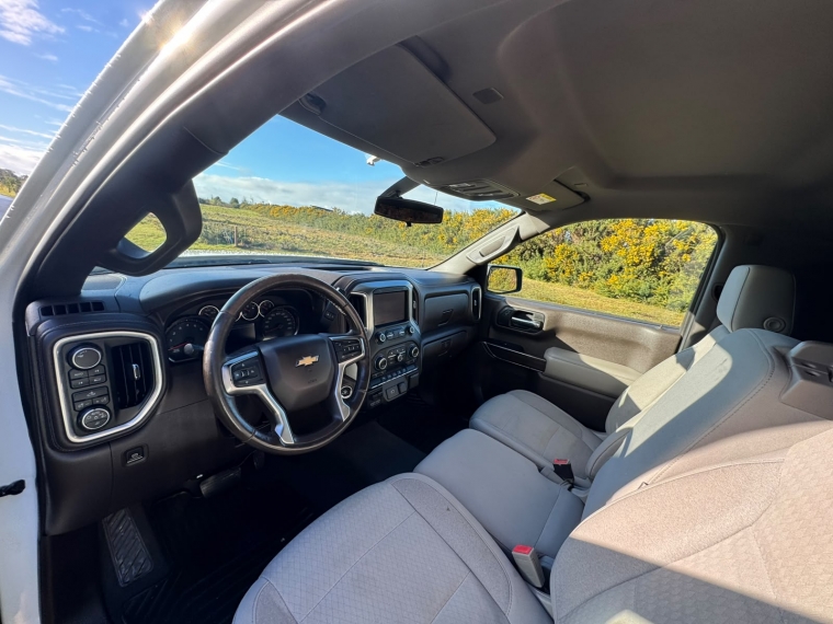 Chevrolet Silverado Lt 2020 Usado en G Autos Automotriz - G Autos