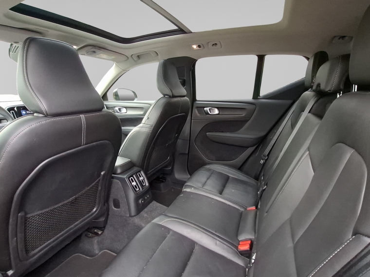 Volvo Xc40 T5 Hybrid R Design 1.5 Aut 2023 Usado Usado en BMW Premium Selection Volvo Xc40 T5 Hybrid R Design 1.5 Aut 2023 Usado Usado en BMW Premium Selection