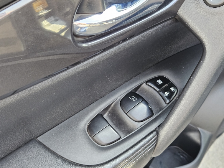 Nissan X-trail Sense 2row At 2.5 2023 Usado  Usado en Kovacs Usados
