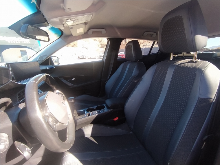 Peugeot 2008 1.2 Allure Pack Puretech 130 Mt 2021 Usado  Usado en Kovacs Usados