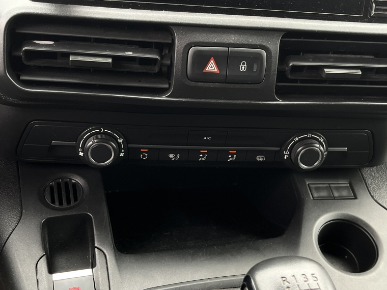 Peugeot Partner Partner Bluehdi 1.5 2024 Usado  Usado en Kovacs Usados