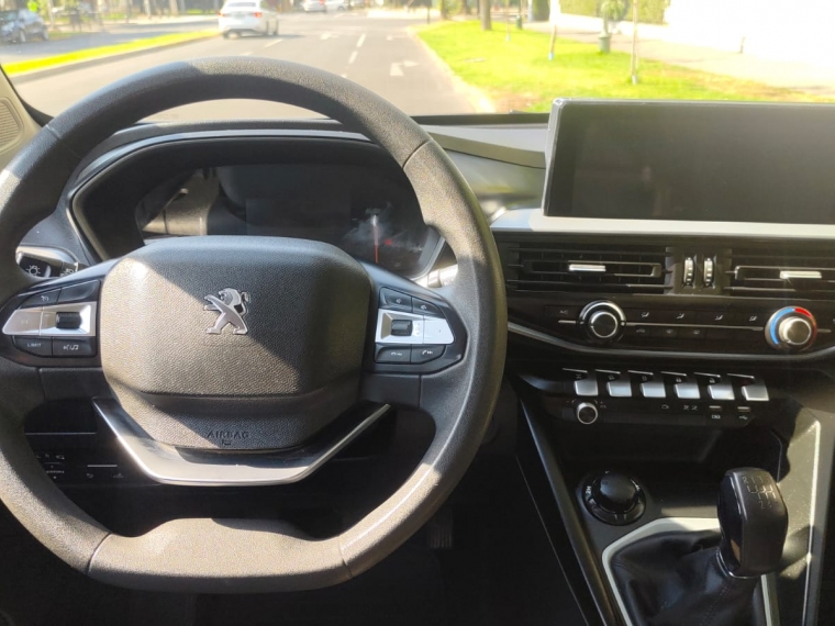 Peugeot Landtrek 4x4 1.9 2023  Usado en GT Autos