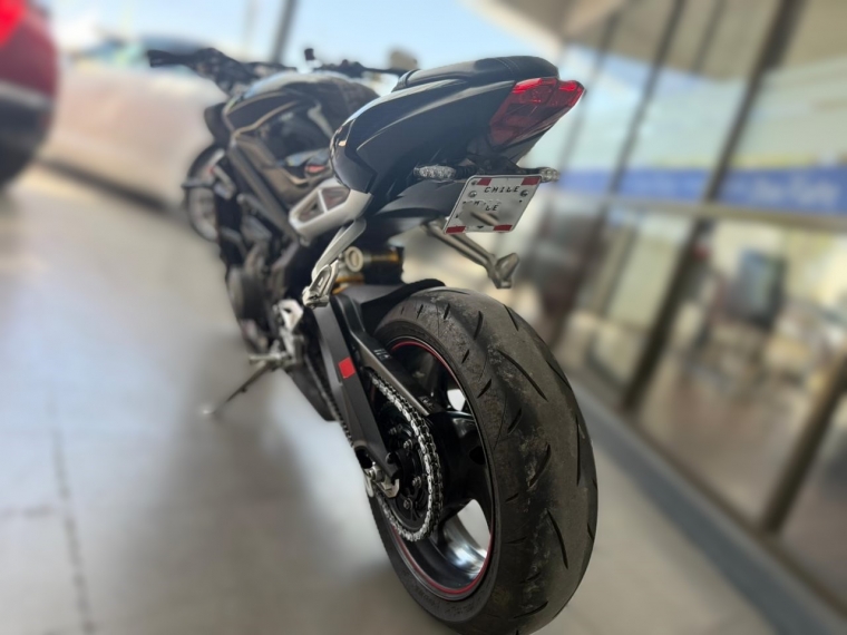 Triumph Street triple r S 765cc 2018 Usado en Automotriz Olea Flaño