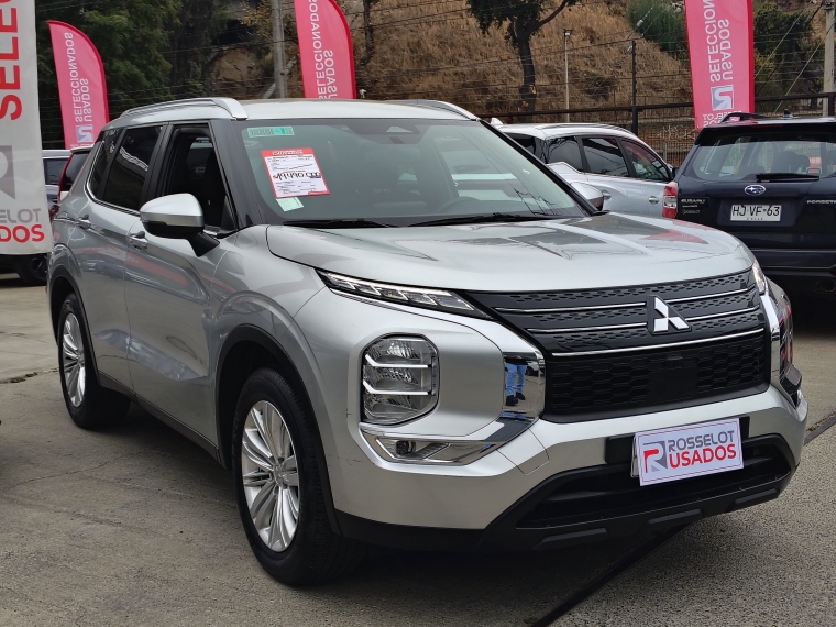 Mitsubishi New outlander New Outlander 4x2 At Gl 2.5 Mn 2023 Usado en Rosselot Usados