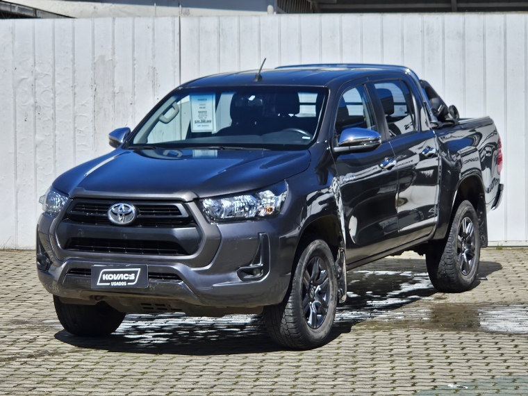 TOYOTA HILUX 2.4 MT 2023