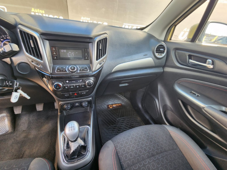 Changan Cs15 Hb 1.5 2018 Usado  Usado en Webautos.cl