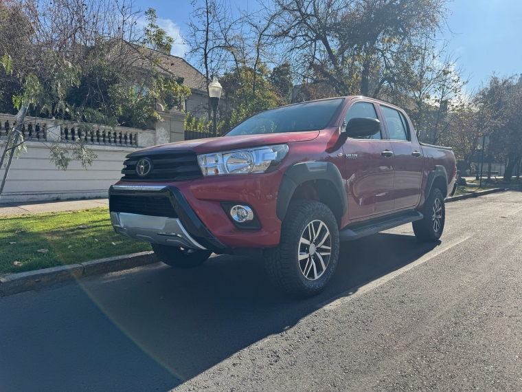 TOYOTA HILUX DX 4X2 2.4 - imagen 10