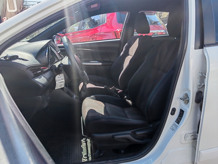 Toyota Yaris sport Yaris Sport Gle 1.5 2016 Usado en Rosselot Usados