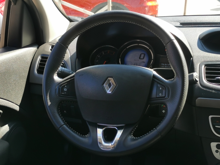Renault Megane iii Megane Iii 2.0 Hb Dynamique Mt Pack 2015 Usado en Rosselot Usados