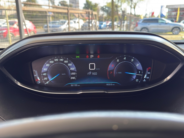 Peugeot 5008 Allure 1.6 Aut 2018 Usado en Automotriz Olea Flaño