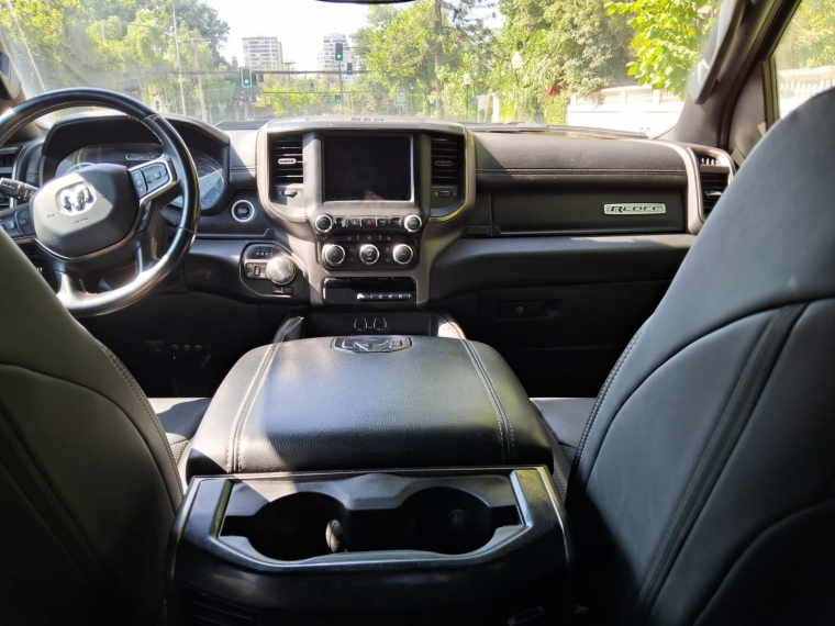 Ram 1500 Rebel Crew 4x4 5.7 Aut 2022  Usado en GT Autos