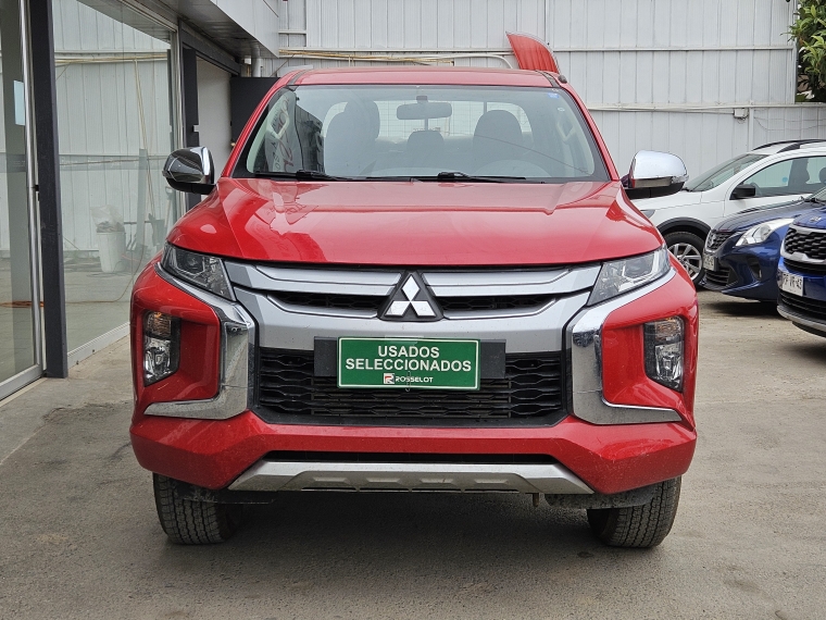 Mitsubishi L200 L200 D/c 2.4 Katana Cr 4x2 Mt Special Pack 2023 Usado en Rosselot Usados