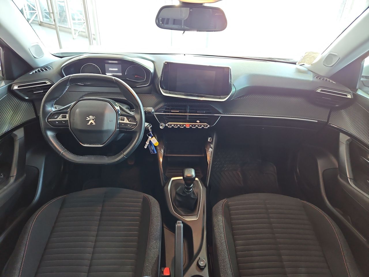 Peugeot 2008 2008 Active 1.2 2021 Usado en Usados de Primera - Sergio Escobar