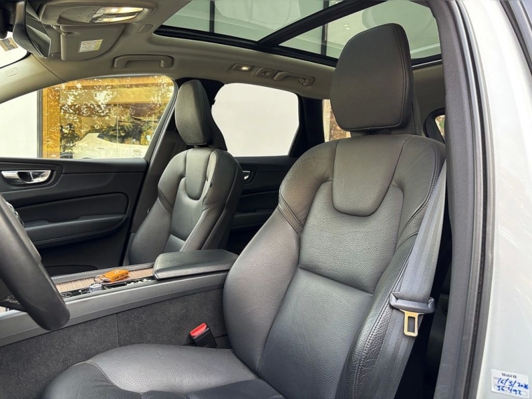 Volvo Xc60 Ii T8 Recharge 4x4 2.0 Aut 2024 Usado Usado en BMW Premium Selection Volvo Xc60 Ii T8 Recharge 4x4 2.0 Aut 2024 Usado Usado en BMW Premium Selection