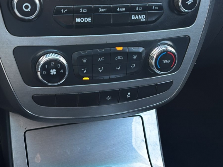 JAC T8 Ce2.0Cc — foto 11 de 12