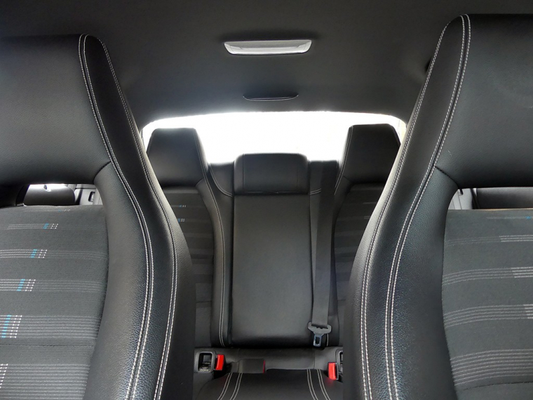 Mercedes benz 180 Cla 180 Aut 2018 Usado  Usado en Webautos.cl