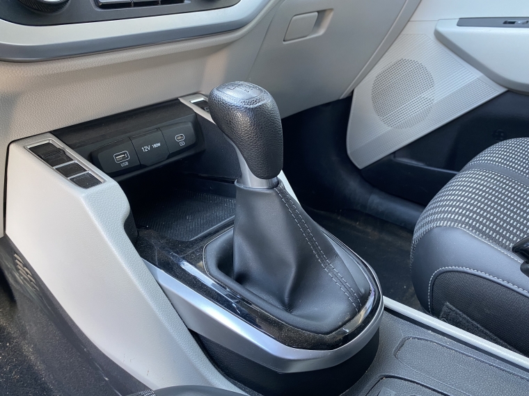 Kia Carens Carens Lx 1.5 2023 Usado en Rosselot Usados