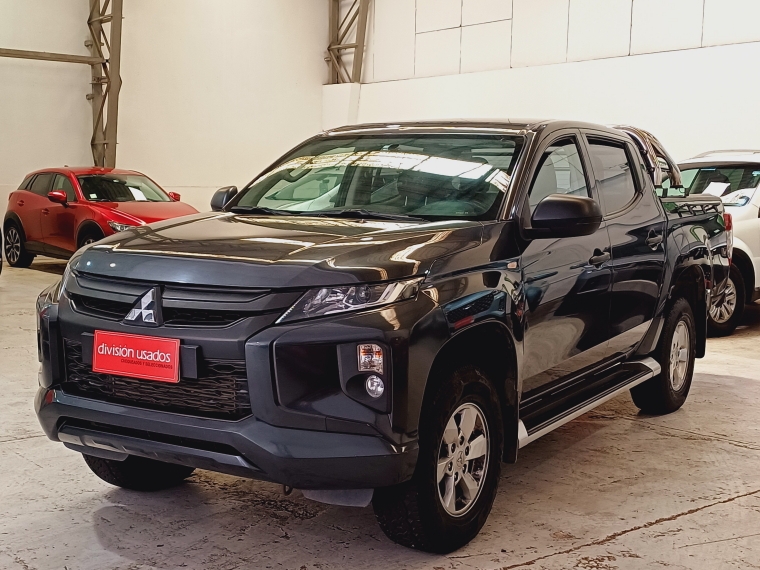 Mitsubishi Katana L200 D/c 2.4 Katana Crm 4x4 Special Pack 2021 Usado en Rosselot Usados