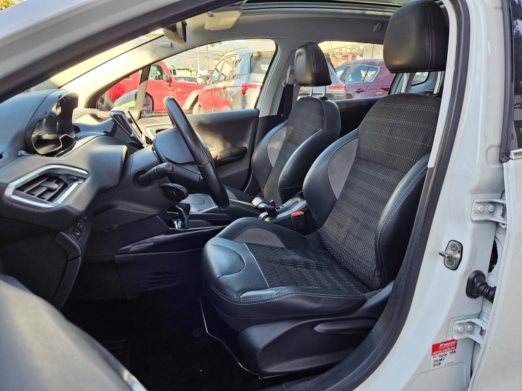 Peugeot 2008 2008 Allure 1.2 Aut 2017 Usado  Usado en Kovacs Usados