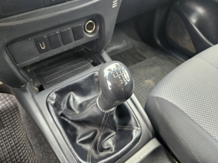 Mitsubishi L200 L200 D/c 2.4 Katana Crt 4x4 Special Pack 2023 Usado en Rosselot Usados