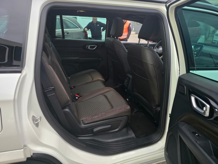 Jeep Commander Overland T270 1.3 Aut 2024 Usado  Usado en Webautos.cl