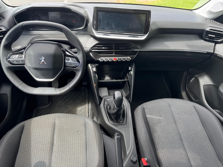 Peugeot 208 Puretech 75 Mt 1.2 2023  Usado en GT Autos Peugeot 208 Puretech 75 Mt 1.2 2023  Usado en GT Autos