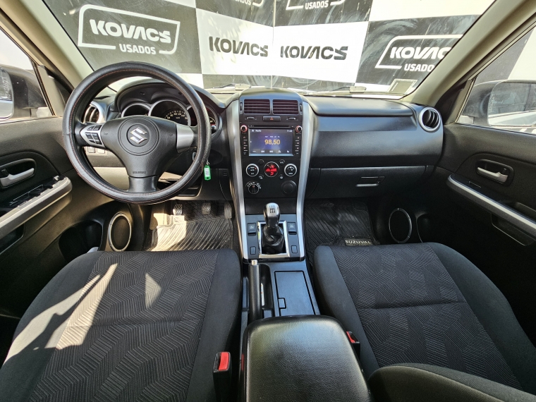 Suzuki Grand nomade 2.4  Glx  Nav  5p  Mt  4x4 2019 Usado  Usado en Kovacs Usados