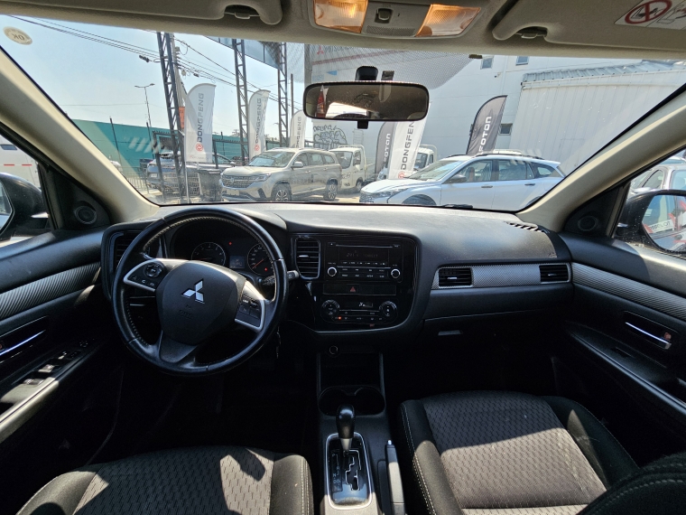 Mitsubishi Outlander Outlander 4x2 At 2.0 Ac 2015 Usado en Rosselot Usados