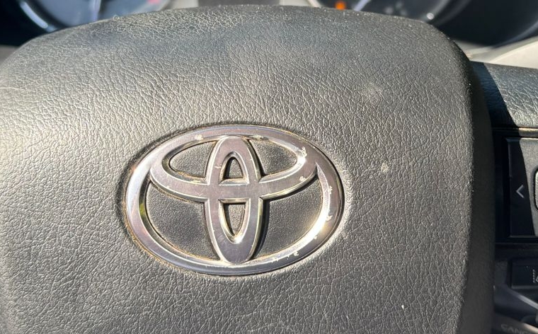 Toyota Hilux Dx 4x4 2.4 2021  Usado en Autos