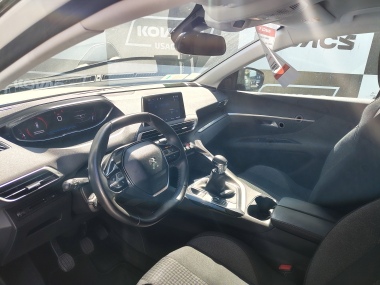 Peugeot 3008 1.2 Active Pack Puretech 130 Mt 2022 Usado  Usado en Kovacs Usados