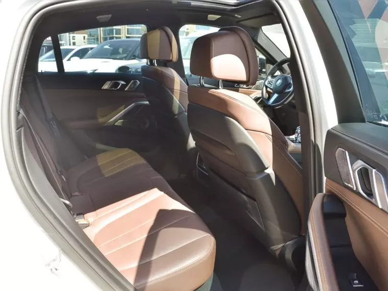 Bmw X6 4.4 M50i X-drive 4wd At 5p 2023 Usado  Usado en Webautos.cl