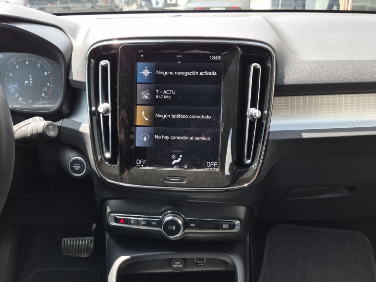 Volvo Xc40 T4 Fwd 2.0 Momentum 2022 Usado Usado en BMW Premium Selection Volvo Xc40 T4 Fwd 2.0 Momentum 2022 Usado Usado en BMW Premium Selection