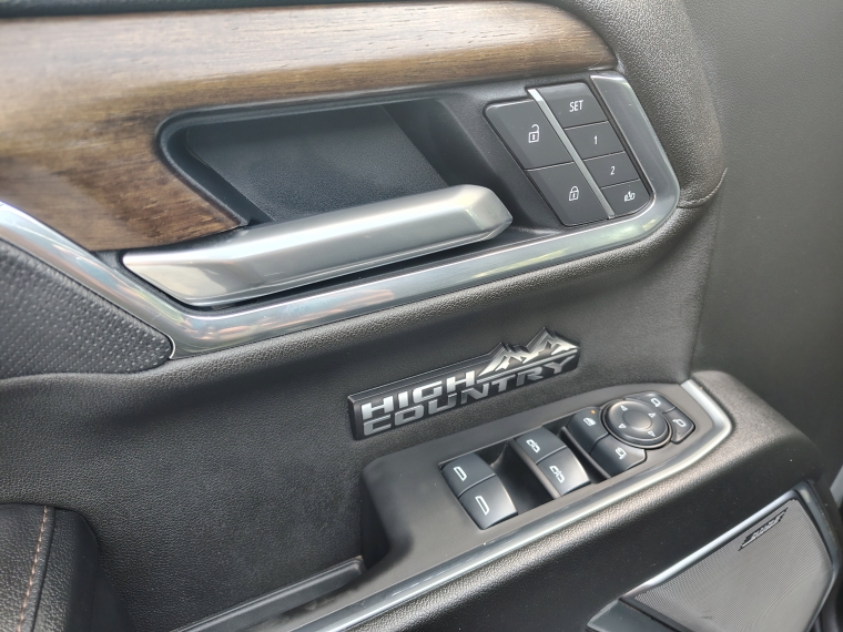 Chevrolet Silverado 3.0 Td High Country At 4x4 Diesel (facturable) 2025 Usado  Usado en Kovacs Usados