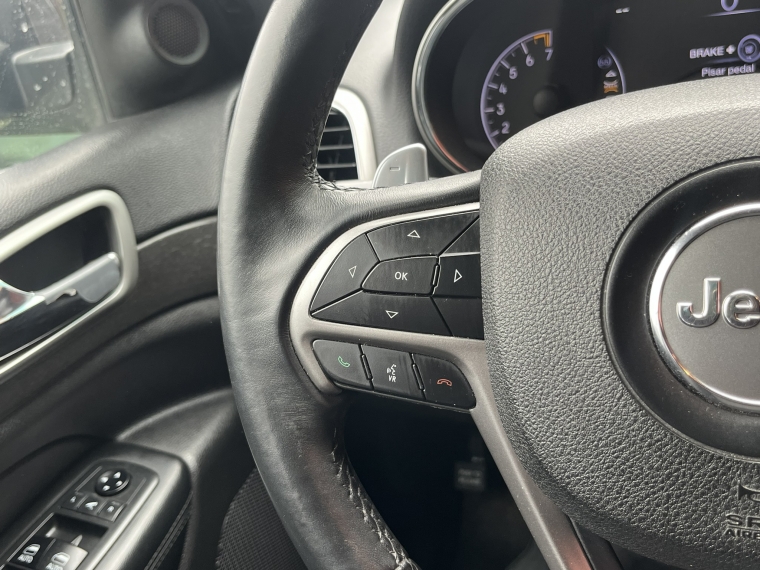 Jeep Grand cherokee laredo Grand Cherokee Laredo 3.6 Aut 2019 Usado en Rosselot Usados