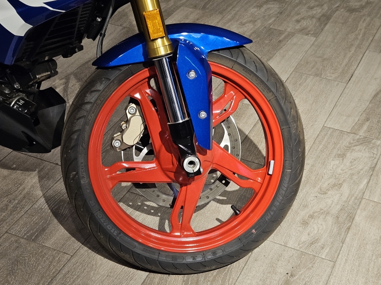 Bmw G 310 r . 2025 Usado en BMW Premium Selection