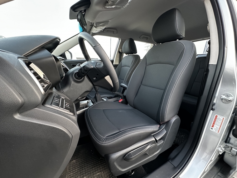 Mahindra Xuv 1.2 Comfort Mt 2024 Usado  Usado en Webautos.cl
