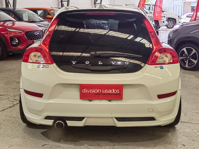 Volvo C30 C30 2.0 T4 Mec R-design 2013 Usado en Rosselot Usados