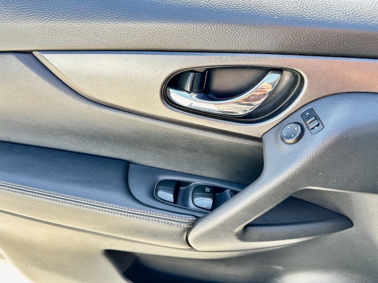 Nissan X-trail 2.5 Sense Cvt 2f At 2018 Usado  Usado en Kovacs Usados Nissan X-trail 2.5 Sense Cvt 2f At 2018 Usado  Usado en Kovacs Usados